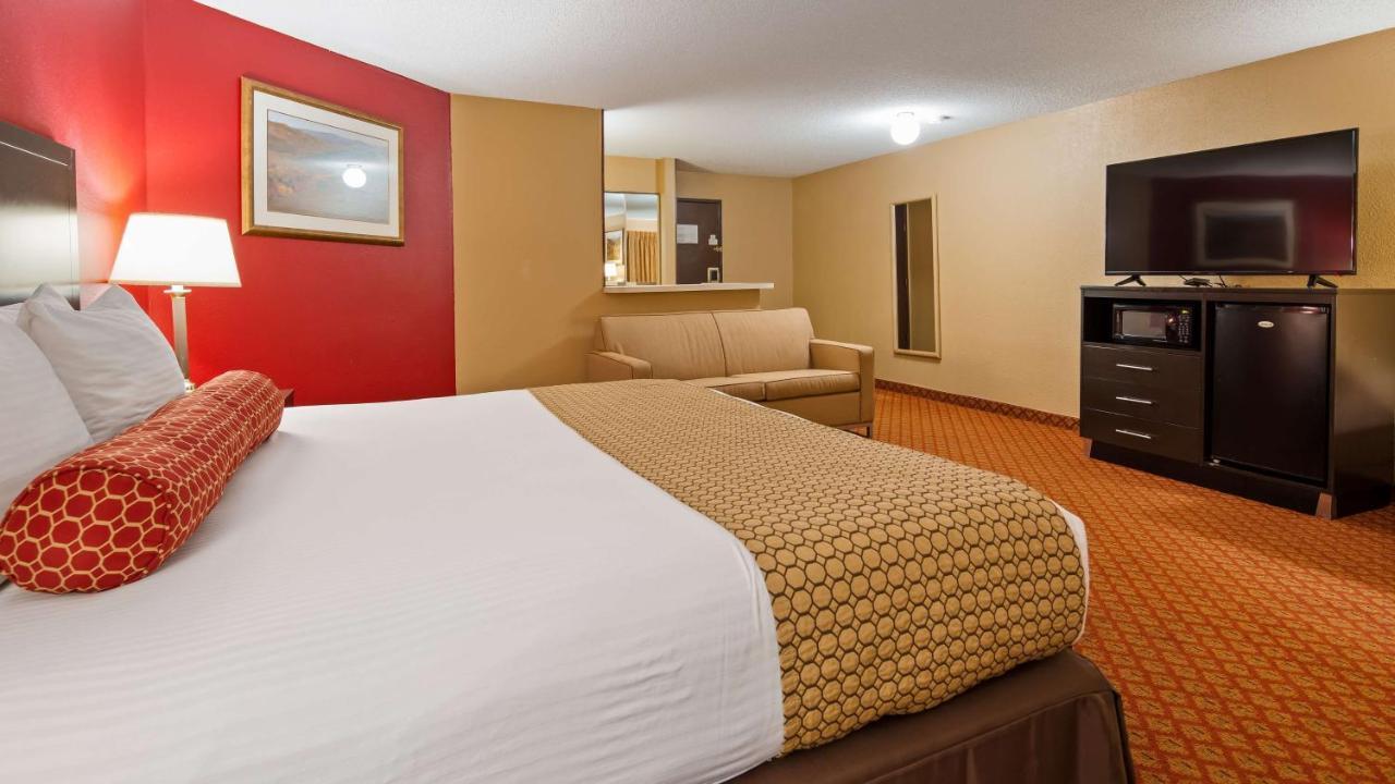 Broadway Inn & Suites Oklahoma City Exterior photo